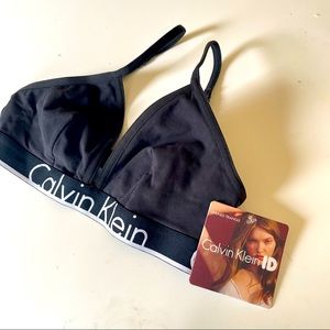 Calvin Klein Sports Bra M